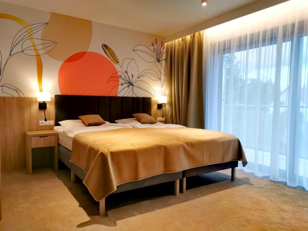 Hotel Skal Medi Spa & Resort أوسترونيه مورسكية المظهر الخارجي الصورة