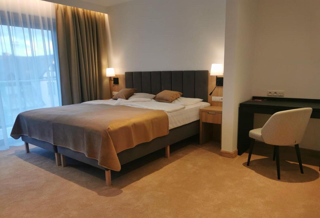 Hotel Skal Medi Spa & Resort أوسترونيه مورسكية المظهر الخارجي الصورة