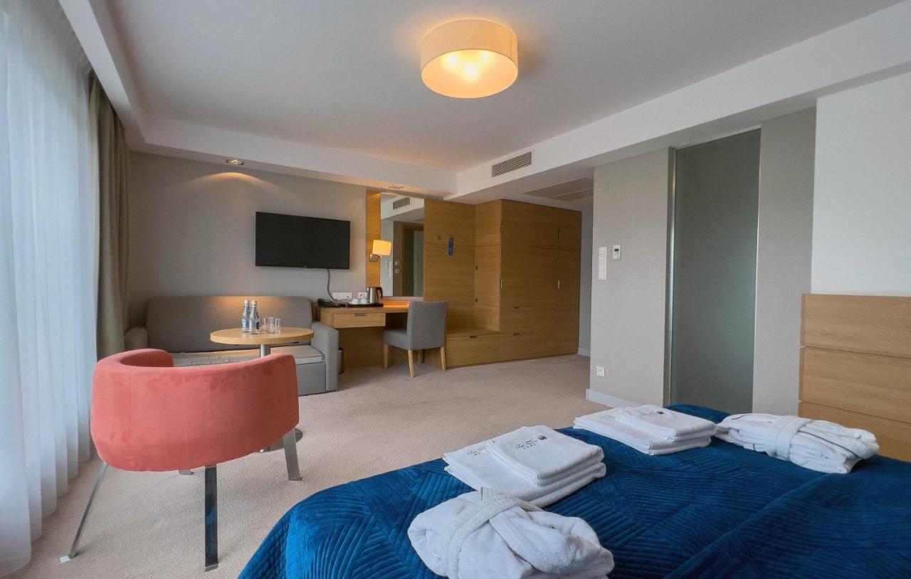 Hotel Skal Medi Spa & Resort أوسترونيه مورسكية المظهر الخارجي الصورة