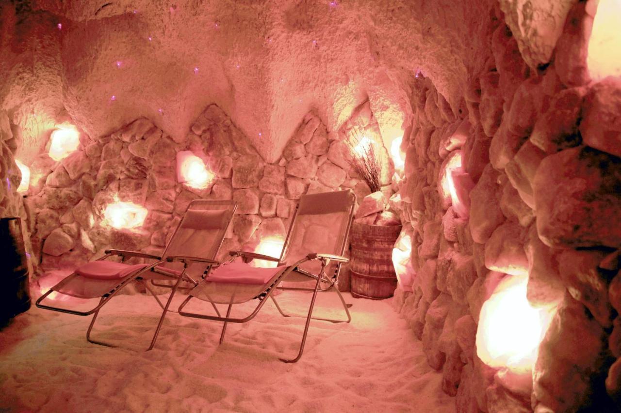 Hotel Skal Medi Spa & Resort أوسترونيه مورسكية المظهر الخارجي الصورة